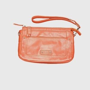 Ecco genuine leather wristlet